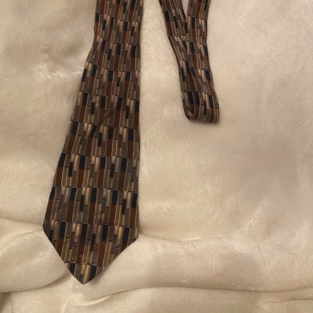 EUC Men's Necktie Zylos by George Machado 100% Italian Silk